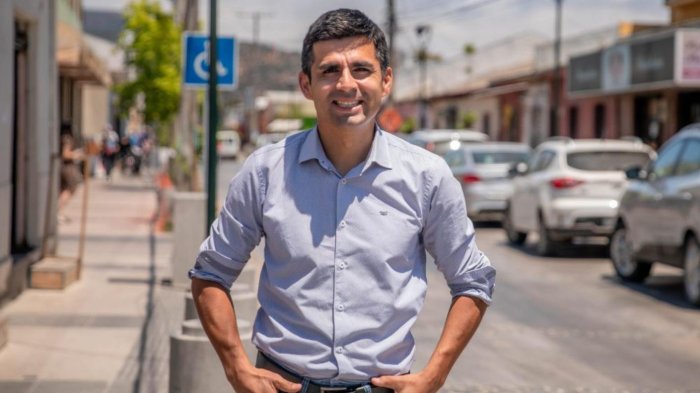 Revocan orden de detención contra alcalde de Casablanca por deuda: Municipio acusa error del juzgado