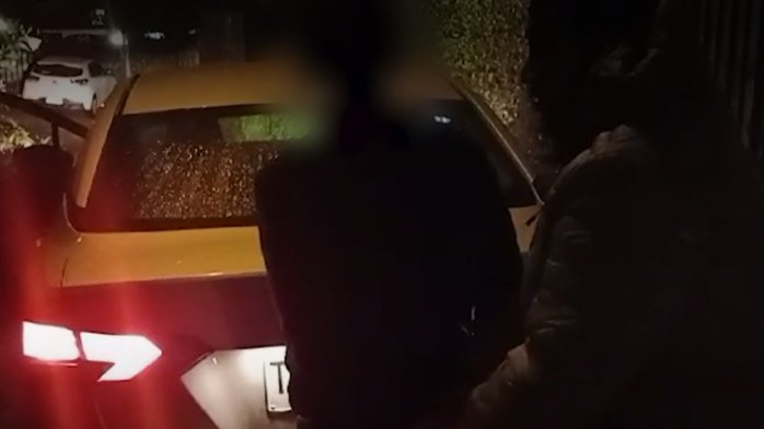 Líder tenía 17 años y actuaban con extrema violencia: Usaban aplicación para robar automóviles