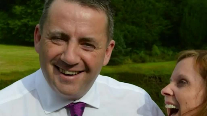 Asesinan a familia de presentador de la BBC: Único sospechoso era ex pareja de una de sus hijas