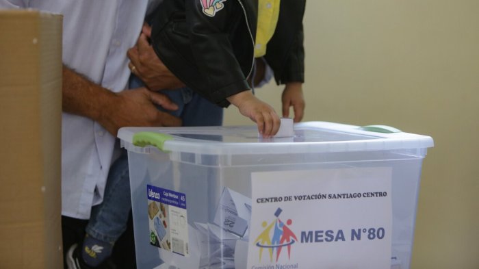 Elecciones Venezuela 2024: Sólo 2.659 residentes en Chile podrán votar este domingo
