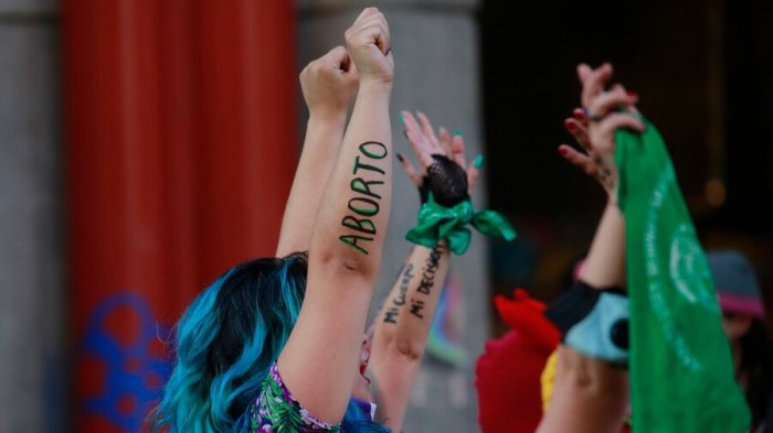 Encuesta CEP: Apoyo al aborto libre alcanzó su máximo histórico en este estudio