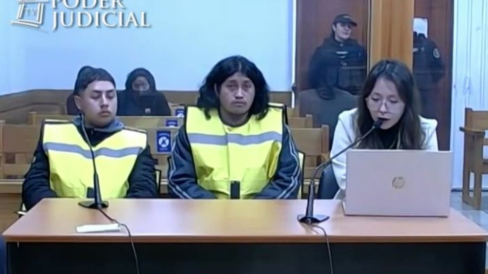 Detenidos por crimen de carabineros quedaron en prisión preventiva tras ser formalizados por cinco delitos