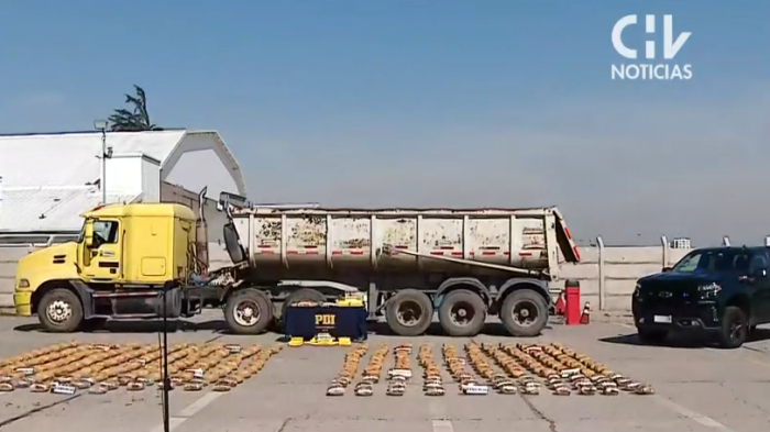 PDI descubrió camión tolva que ingresó más de 400 kilos de droga al país: Su destino era la RM