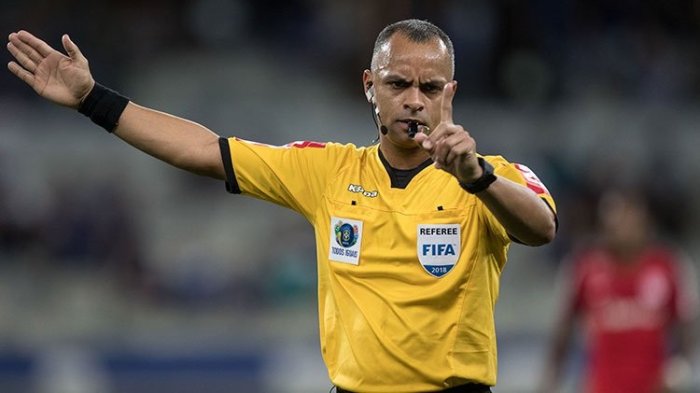 Quién es Wilton Sampaio, el polémico árbitro para el partido de Colo Colo ante Junior