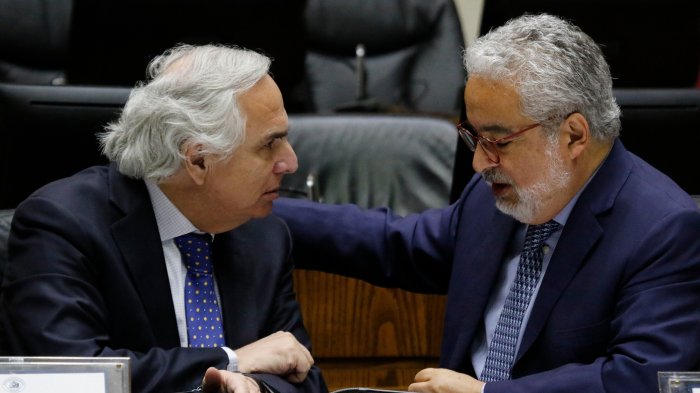 Casi $200 millones: Revelan cuantiosas transferencias de Luis Hermosilla a Andrés Chadwick