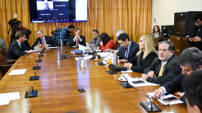 Comisión de Constitución de la Cámara de Diputados rechazó idea de legislar séptimo retiro de AFP