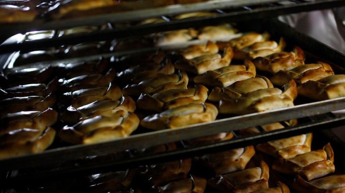 Eligen a la mejor empanada de Santiago: Local de Las Condes se convirtió en “digna ganadora”