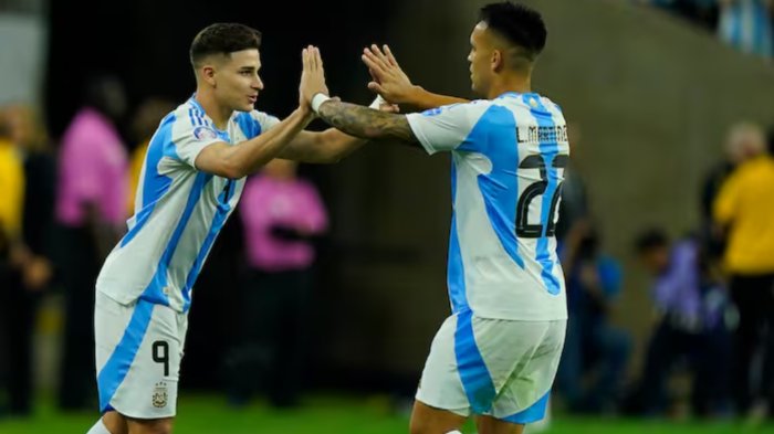 Con Lautaro Martínez y Julián Álvarez en ataque: La formación de Argentina para enfrentar a La Roja