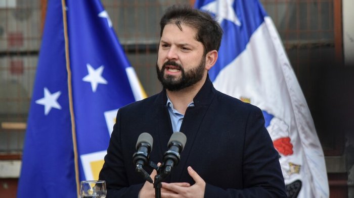 Desplegaron operativo por paquete enviado a familia de pdte. Boric en Punta Arenas