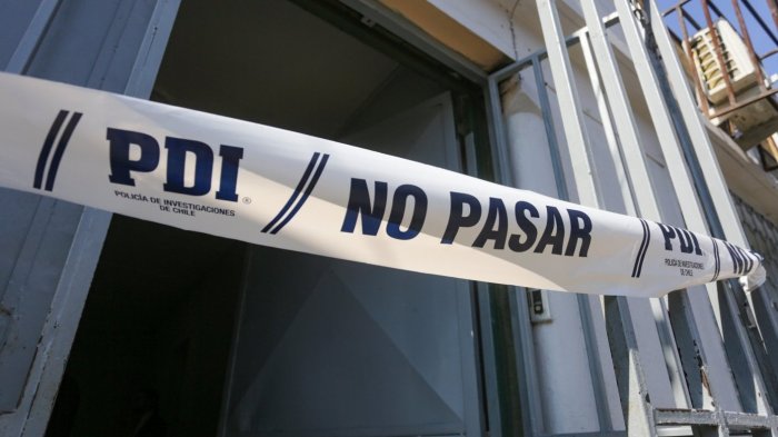 Adulta mayor murió por una “bala loca” mientras compraba en el centro de Santiago