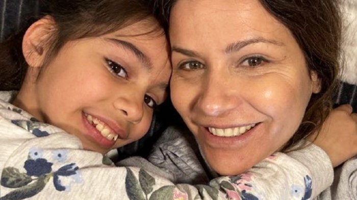 Ejemplo a seguir: Hija de Savka Pollak se perdió y logró ser encontrada gracias a certero plan de acción