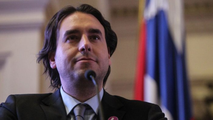 Partido Liberal proclama a Vlado Mirosevic como el primer candidato presidencial del oficialismo