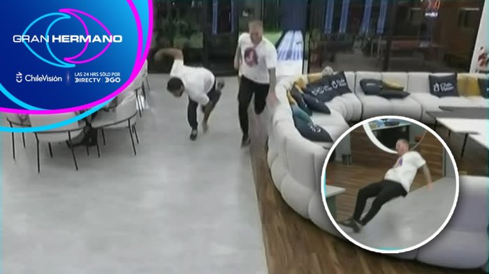 ¡Duro golpe! Felipe y Pedro sufrieron estrepitosa caída tras ir por el teléfono rojo