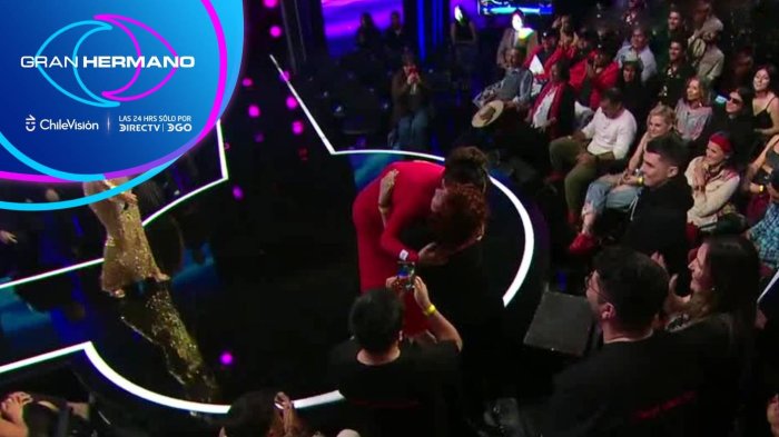 ¡No lo podía creer! Michelle se emocionó con reencuentro con su madre que viajó desde Brasil