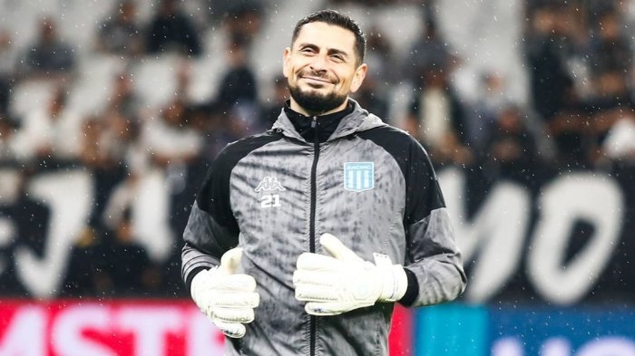 Gabriel Arias se ganó los elogios de hinchas de Racing tras ser determinante en Copa Sudamericana