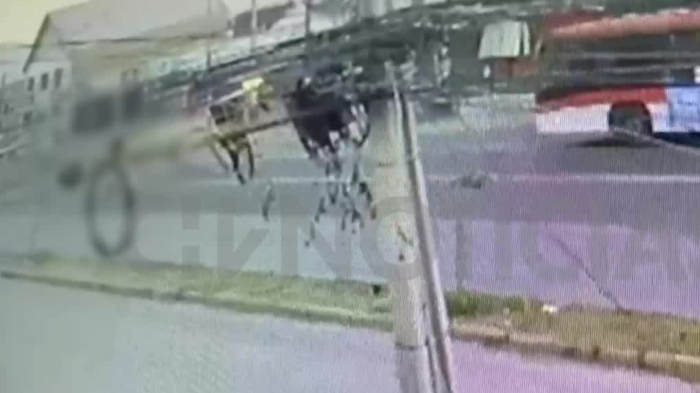 Crudo registro: Cámara captó asesinato en medio de Avenida San Pablo