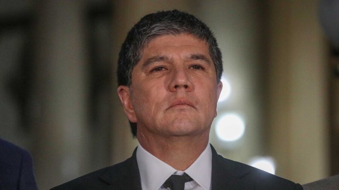 Abogados de Manuel Monsalve explicaron por qué ha guardado silencio tras denuncia de violación