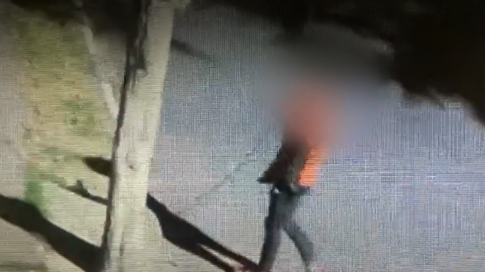 Incendio en Renca deja un fallecido: Familia denuncia que siniestro se debió al robo de cables