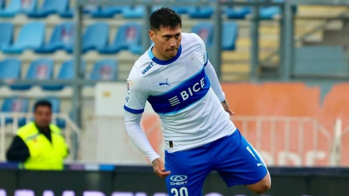 Ad portas de terminar su contrato con la UC: Nicolás Castillo sorprende con misteriosos mensajes