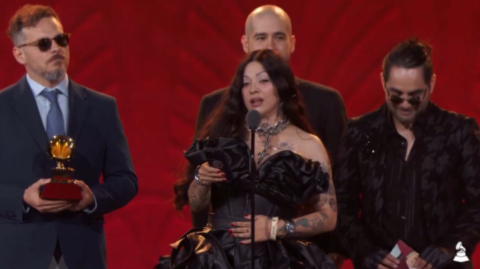 Mon Laferte ganó el Latin Grammy 2024 a Mejor Álbum de Música Alternativa “Autopoiética”