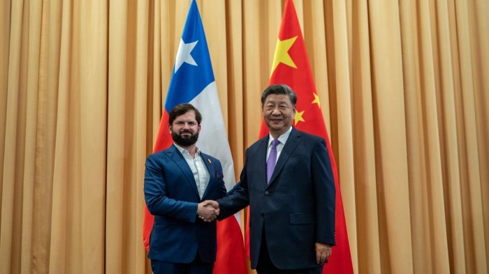 Xi Jinping pide al Pdte. Boric compartir “oportunidades de desarrollo” entre Chile y China