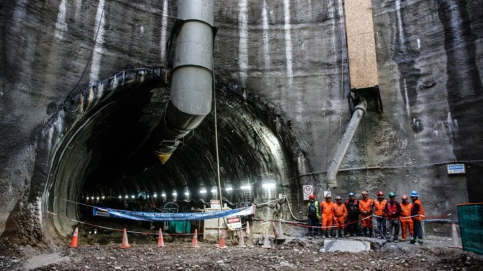 Así sería una eventual extensión de línea 7 en el Metro: Proponen unir Renca y Lo Barnechea