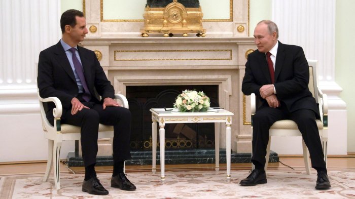 El Kremlin comunica que Bachar al Asad recibió asilo junto a su familia en Rusia