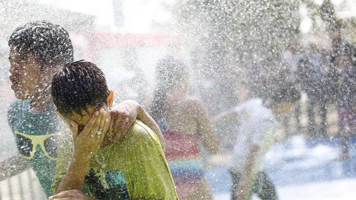Conoce ACÁ dónde están ubicadas las 43 PLAZAS DE AGUA de la Región Metropolitana
