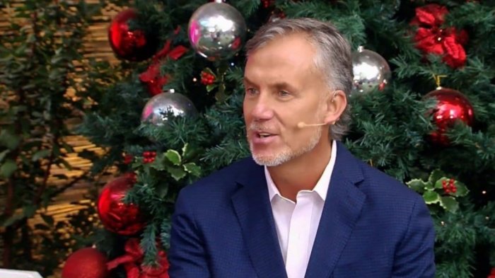 “Por eso me pongo rojo”: Felipe Vidal reveló en pleno programa diagnóstico de andropausia