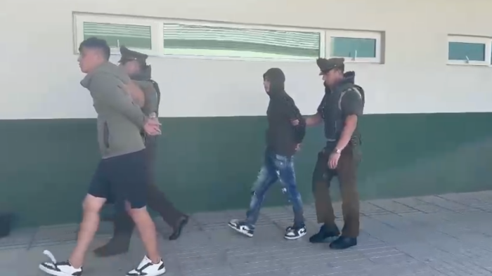 Sujeto preguntó por “amigo” en comisaría y terminó detenido: Lo reconoció víctima de violento robo