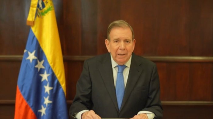 Edmundo González criticó juramentación de Maduro y aseguró estar “listo para el ingreso seguro”