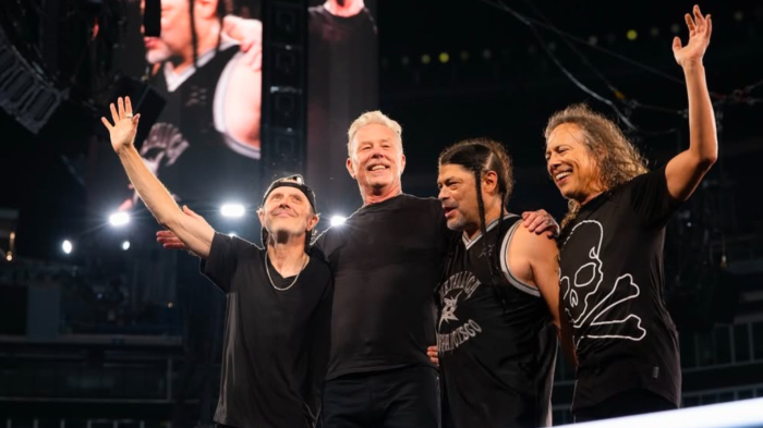 Metallica donará millonaria suma de dinero a los afectados por los incendios en Los Ángeles