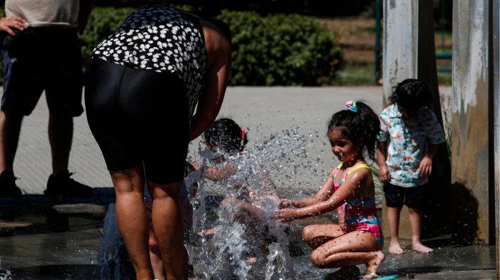Ola de calor extremo en Chile: Conoce las regiones afectadas y las temperaturas máximas