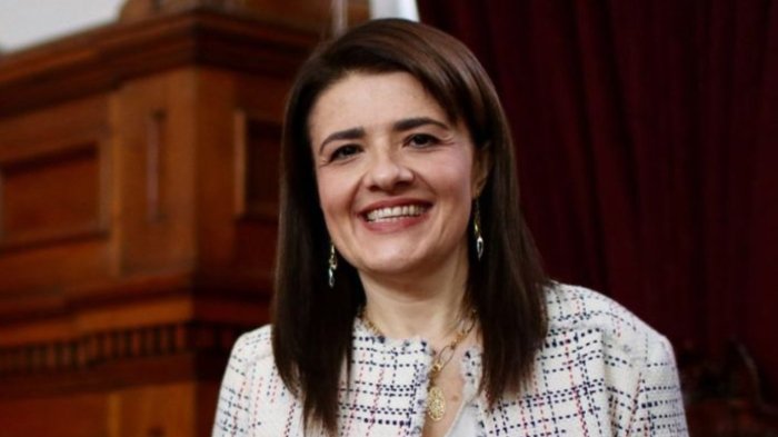 Corte Suprema suspende a ministra Verónica Sabaj tras filtración de chats de Chadwick y Hermosilla