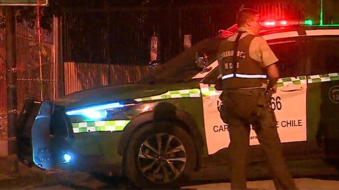 Estaba con su papá: Menor de 15 años fue baleado afuera de la casa de un familiar en Lo Espejo