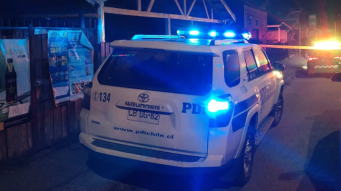 Detienen a adolescente de 17 años en Chiloé: Habría apuñalado a sujeto en la vía pública