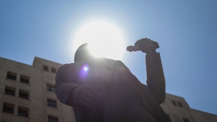 Hasta los 39°: Las zonas de la RM que tendrán TEMPERATURAS EXTREMAS este martes