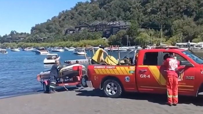 Buscan a joven de 23 años desaparecida tras caer de un kayak en el Lago Villarrica