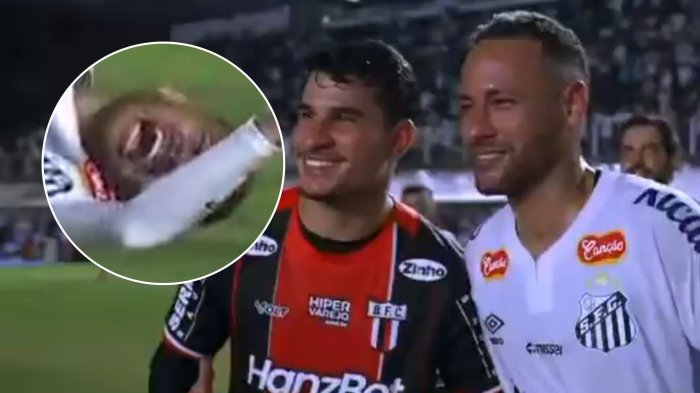 Patadas y fotos con los rivales: Los insólitos momentos que vivió Neymar en su debut con el Santos