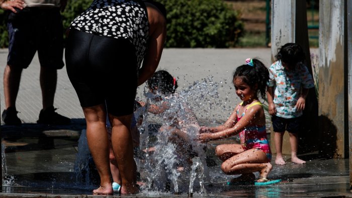 Alerta por calor extremo: Esta será la temperatura máxima de este sábado en Santiago
