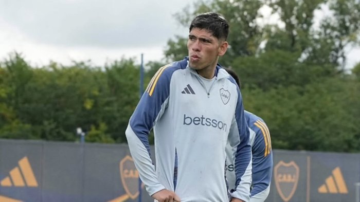 Alarma en Boca: Carlos Palacios tuvo que ser internado por problema de salud