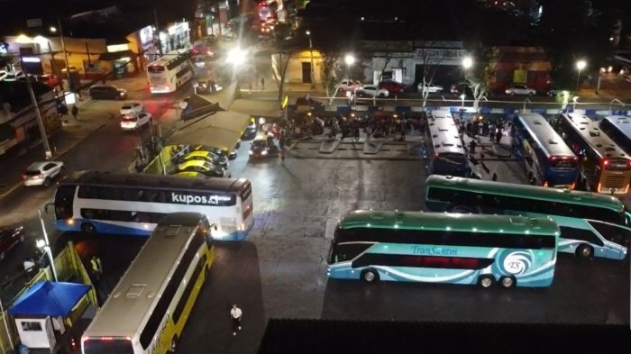 Nuevas medidas ante la delincuencia: ¿Cómo es la seguridad en el terminal de Santiago?