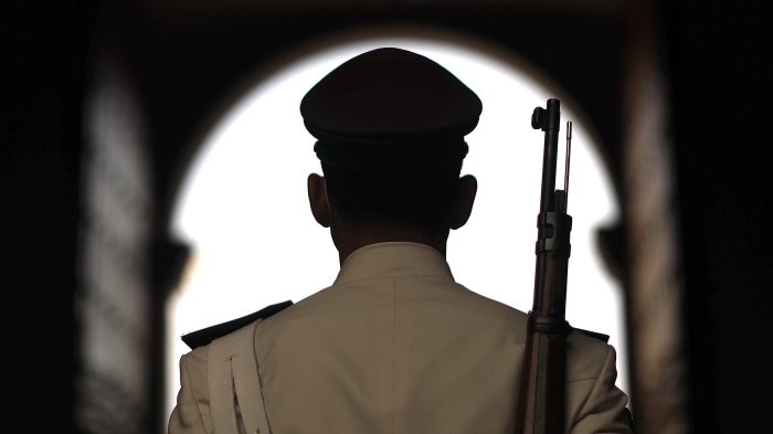 Lo que se sabe de carabinero fallecido en La Moneda: Se desempeñaba como Guardia de Palacio