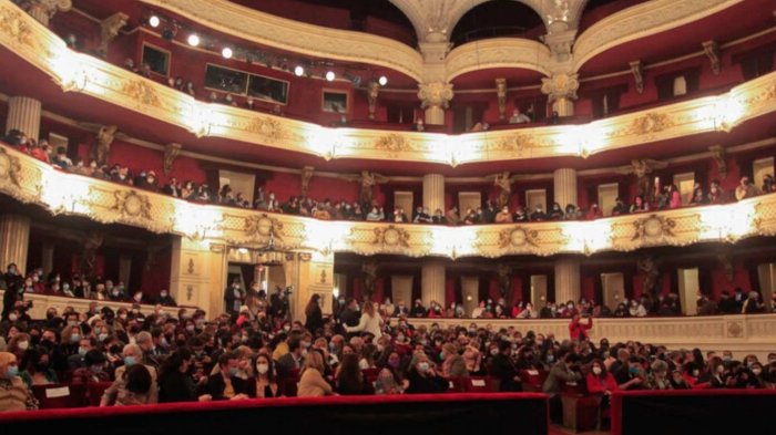 Teatro Municipal inicia temporada 2025 con funciones inéditas: Así puedes obtener entradas