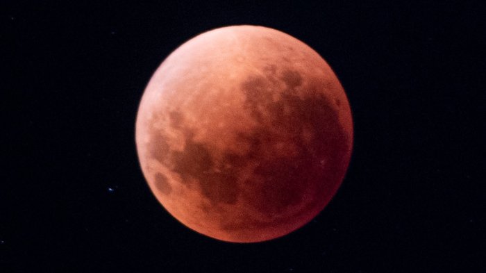 Luna de sangre: ¿Cuándo será y cómo verla en Chile?