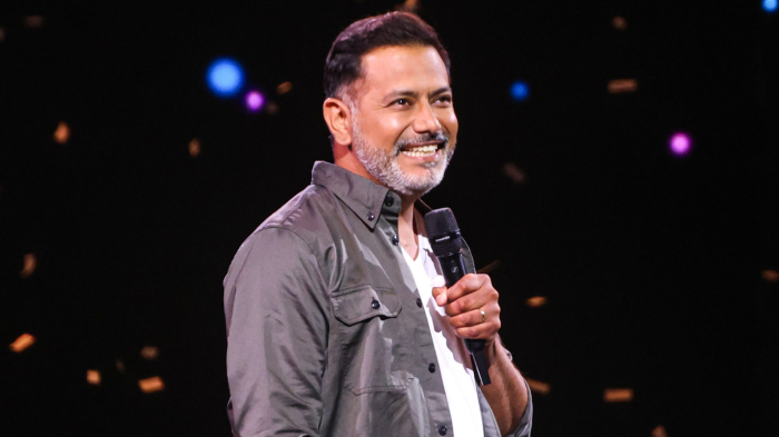 FOTOS | Pedro Ruminot protagonizó sorpresivo beso de a tres en Viña 2025