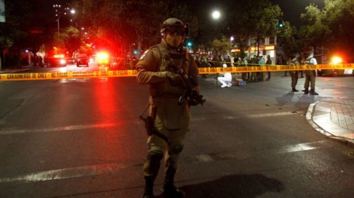 Intento de encerrona terminó con un carabinero herido y un asaltante muerto en Ñuñoa