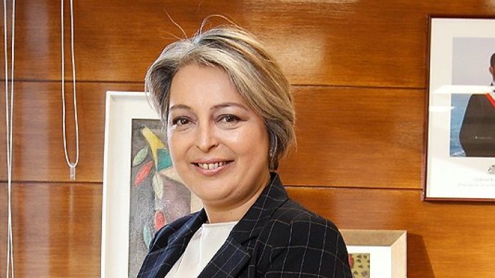 Jeannette Jara y una eventual candidatura presidencial: “Voy a esperar lo que resuelva el PC”