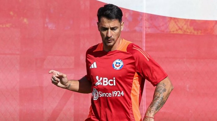 Apareció el Toro: La primera imagen de Fernando Zampedri con la camiseta de La Roja