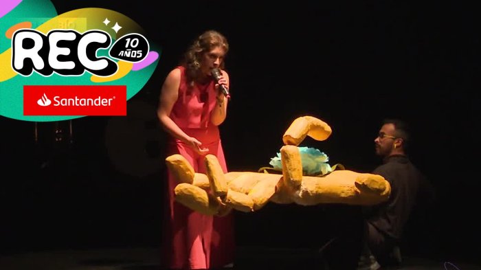 Una historia hecha canción: Rayén García impresionó con puesta en escena en REC 2025